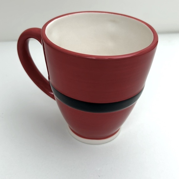 Hallmark Santa Suit Mug NWT, raised design, Christmas mug - Picture 5 of 12